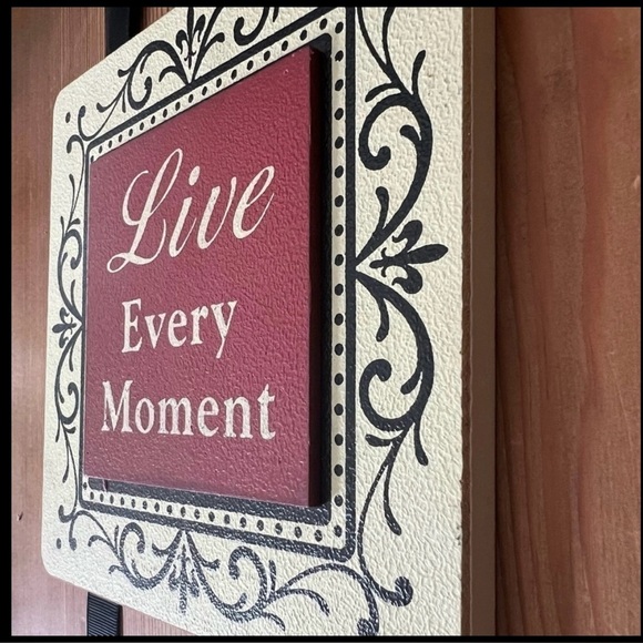 Beautiful piece of hanging art - Picture 7 of 7